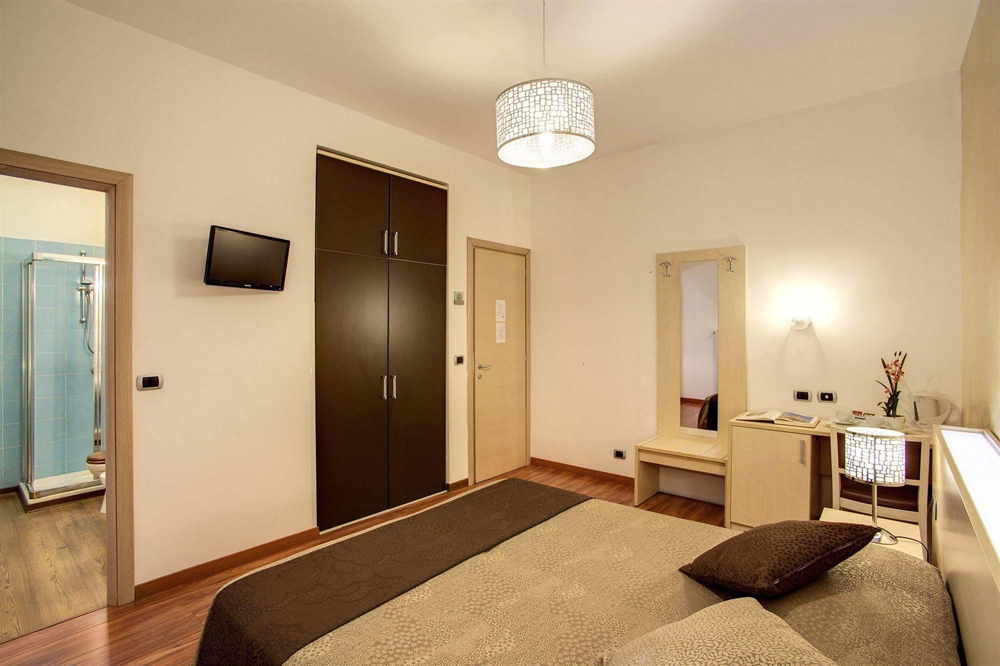 111 Coladirienzo Rooms - By Ad Roma Exterior photo